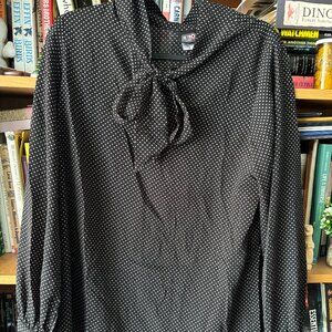 Retrolicious Size XL Long Sleeve  Bow Tie Neck Black Blouse with white polka dot
